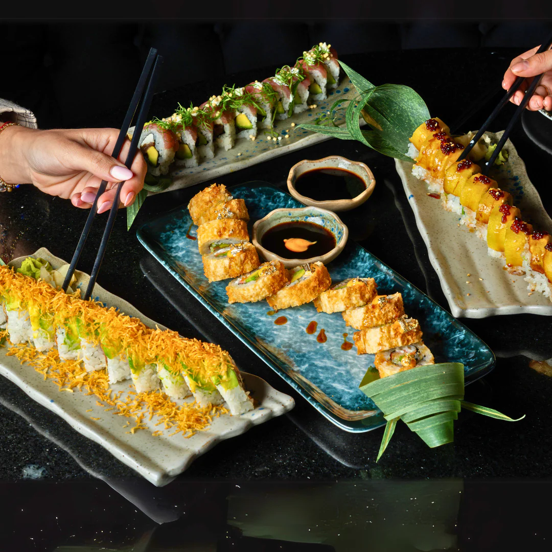 4 Rollos de Sushi + 4 Margaritas Premium o Mocktails de la Casa por $30 en Furia - Image 4