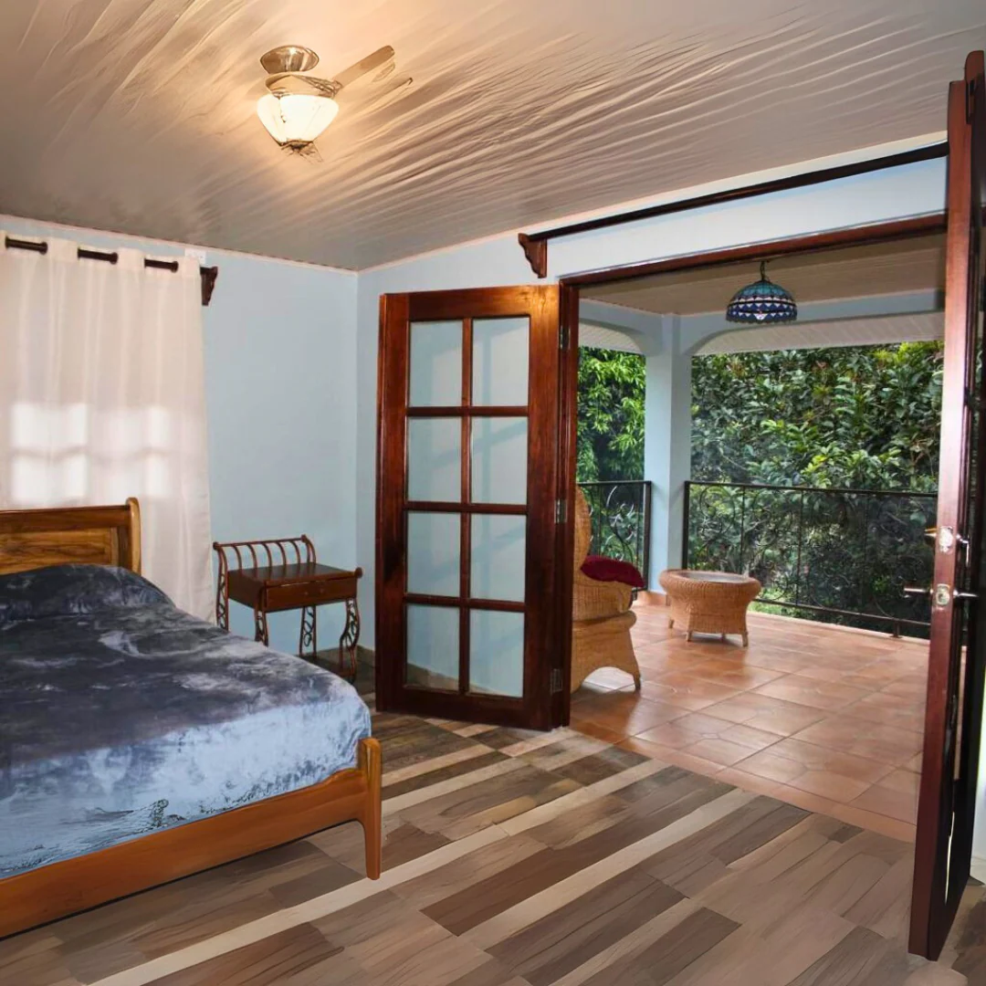 Estadía de 3 días y 2 noches hasta para 10 Personas en El Valle de Antón desde $150 en Cabaña Kundalini - Image 4