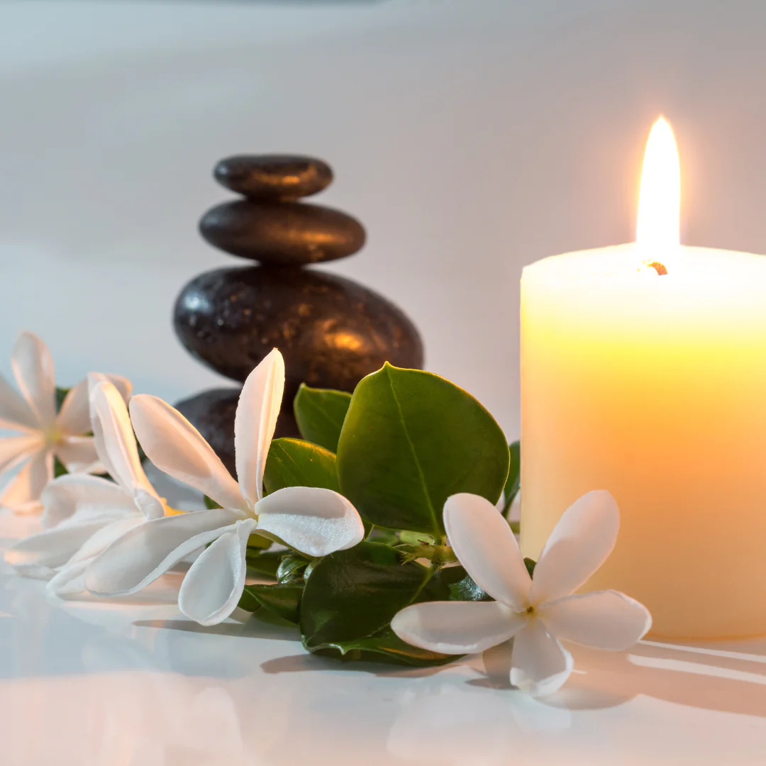 Masaje de 30 Minutos + Piedras Volcánicas + Ventosas + Maderoterapia + Exfoliación Corporal por $20 en Provenza Barber Shop - Image 3